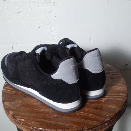 NOVESTA / MARATHON CLASSIC BLACK