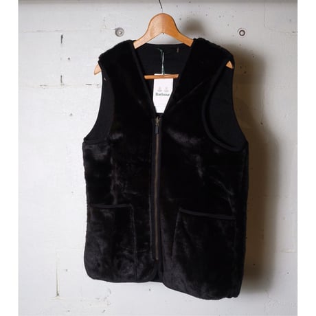 Barbour バブアー "FUR LINER VEST"ファーライナーベスト