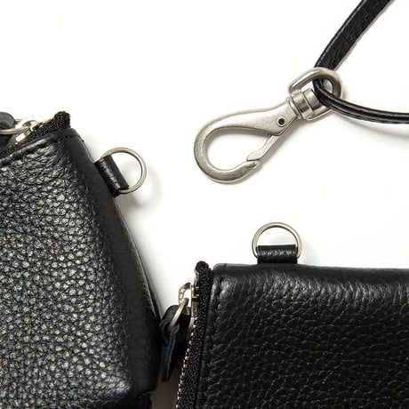 hobo ホーボー"PAIR CASE SHRINK LEATHER WITH STRAP"