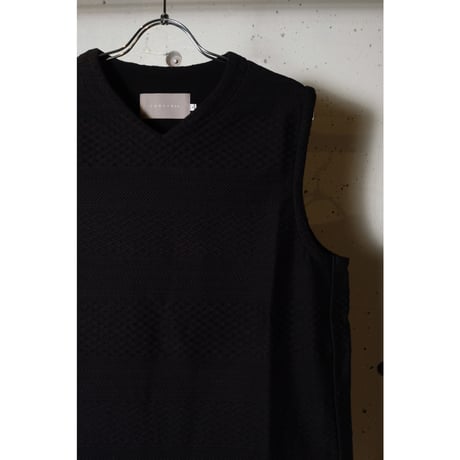 CURLY カーリー ”CABLE JACQUARD VEST -solid-"ケーブルジャガードベスト