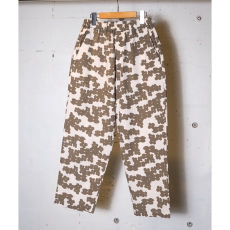 ORDINARY FITS オーディナリーフィッツ " FLOWER CAMO EASY TROUSERS"