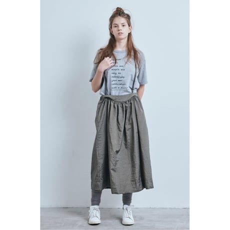 (g) グラム "VINTAGE CLOTH SHOULDER STRAP SKIRT"