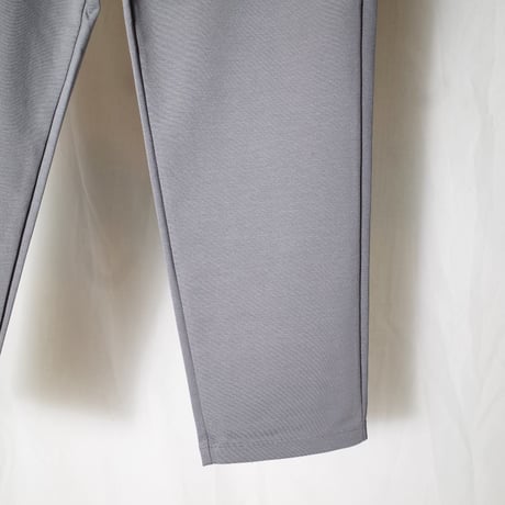CURLY カーリー "RELAXING-FIT TAPERED TROUSERS"トラウザー
