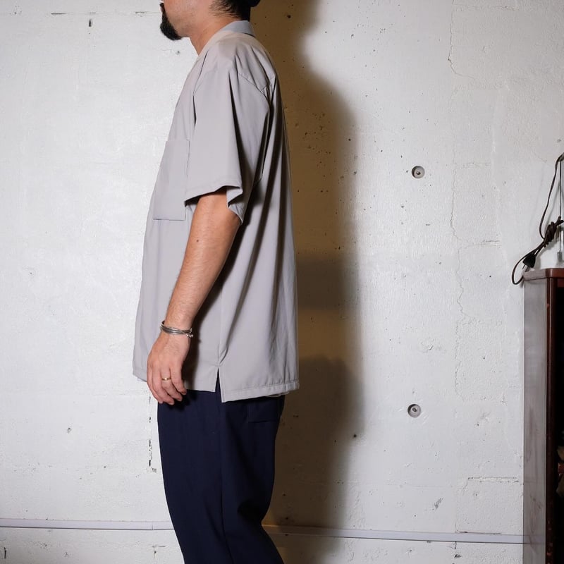 新品・未使用⭐︎yori shirocon⭐︎curlyオーバーシャツ　38 yori shirocon curlyオーバーシャツ