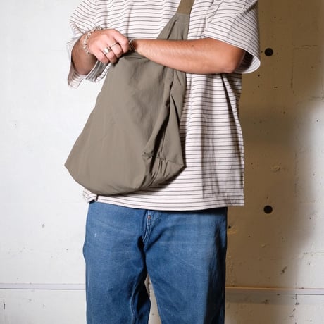 hobo ホーボー "AZUMA SHOULDER BAG M NYLON RIPSTOP" アズマショルダーバック