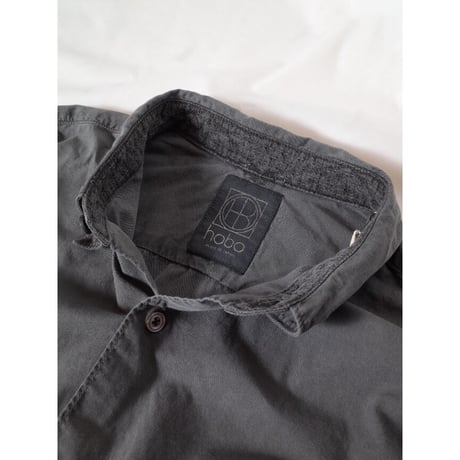 hobo ホーボー "ARTISAN L/S SHIRT COTTON BROAD CHARCOAL DYED"