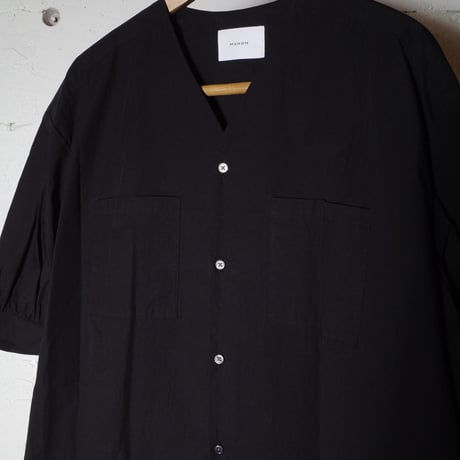 MANON マノン "V-NECK PUFF SLEEVE ONE PIECE"Vネック パフスリーブワンピース