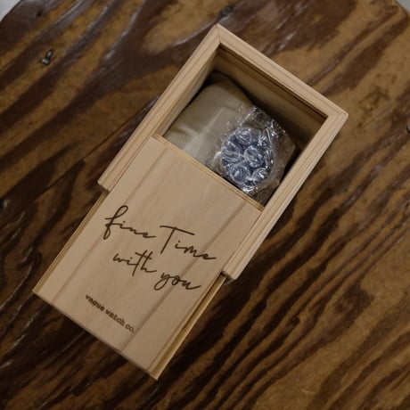 UNIVERSAL PRODUCTS ユニバーサルプロダクツ "VAGUE WATCH Co. Every-One Non Date"