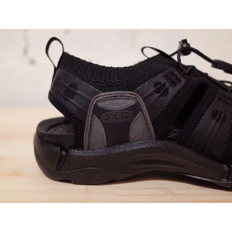 KEEN EVOFIT 1 トリプルブラック US 9 KEEN EVOFIT 1 トリプルブラック US 9 - メルカリ