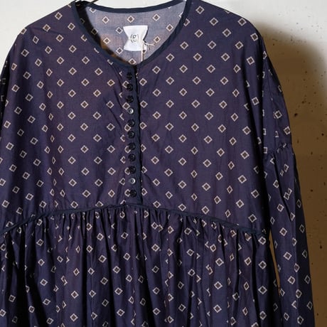 (g) グラム "PRINT TRIMMED GATHER ONEPIECE "プリントトリミングギャザーワンピース