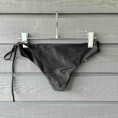 Surf Cheeky ♻️Matte Black