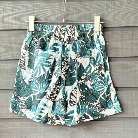 Bamboo100% Fabric Tropic Leaf  Short Pants