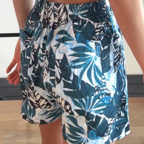Bamboo100% Fabric Tropic Leaf  Short Pants