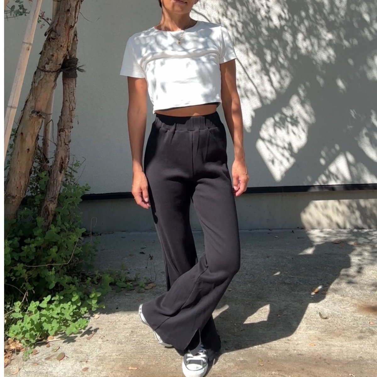 日本製 リブフレアパンツBlack | via Bella