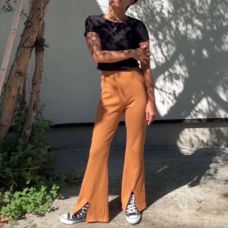 日本製 リブフレアパンツ Brown Orange | via Bella