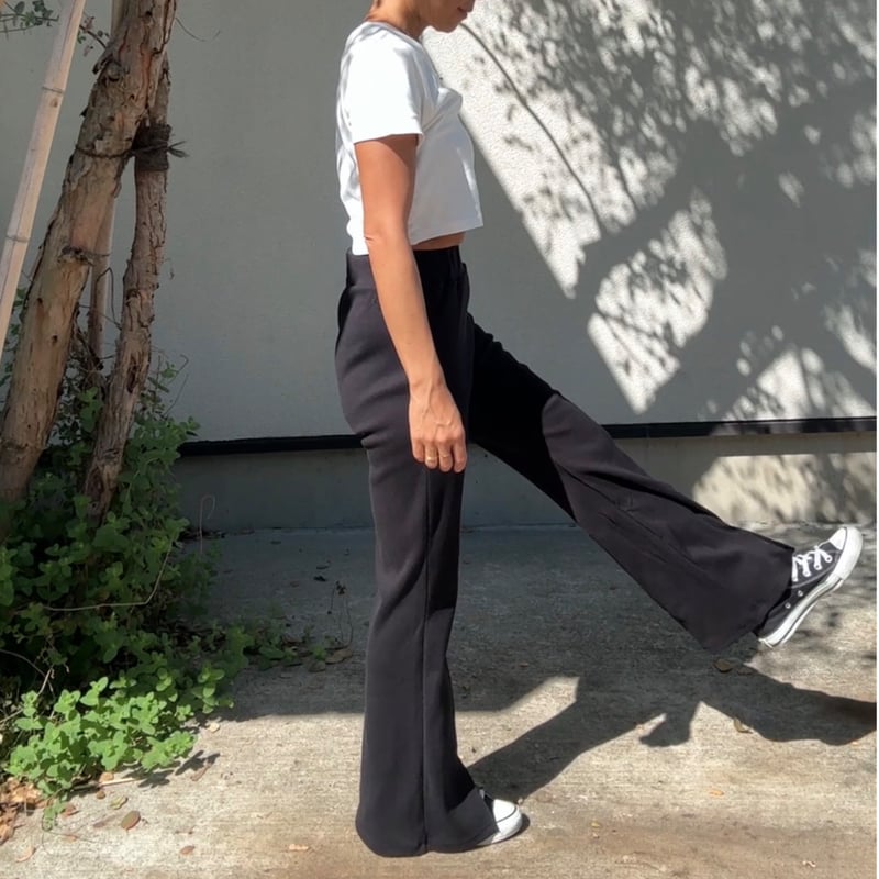 日本製 リブフレアパンツBlack | via Bella