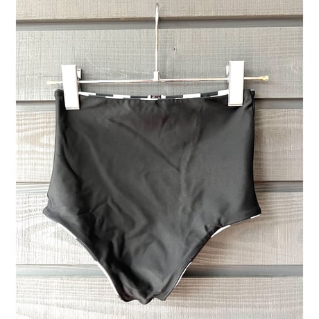 ♻️Econyl®︎ Reversible High Waist Bottoms Nero Stripe x Black
