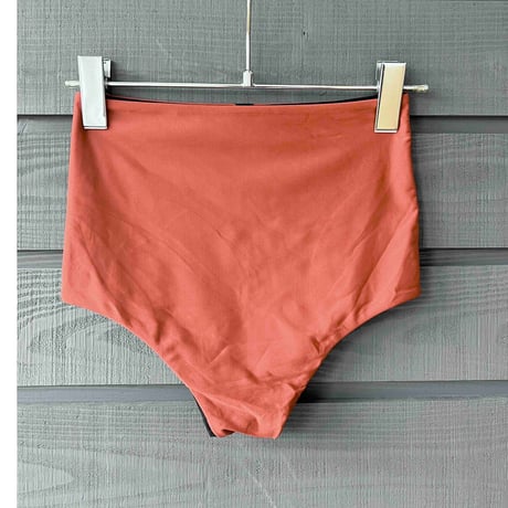 Reversible High Waist Bottoms Reddish Brown x Black