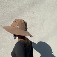 ツバ広め撥水ハット Camel