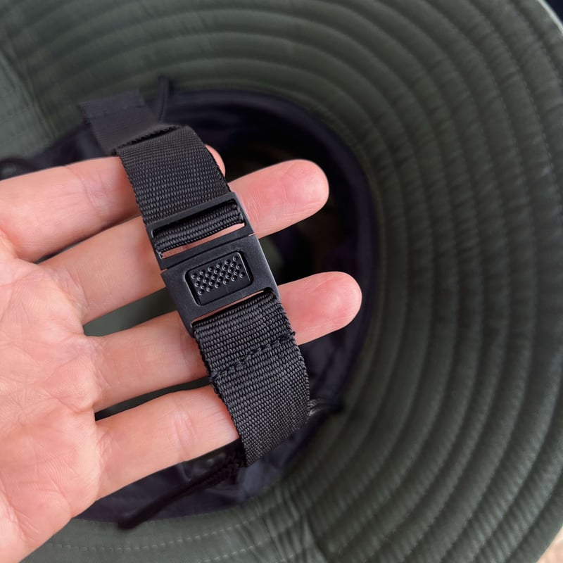 ツバ広め撥水ハット Olive | via Bella