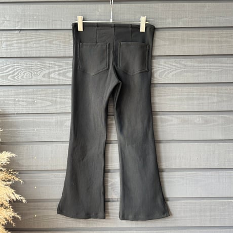 Black Rib Flare Capri Leggings