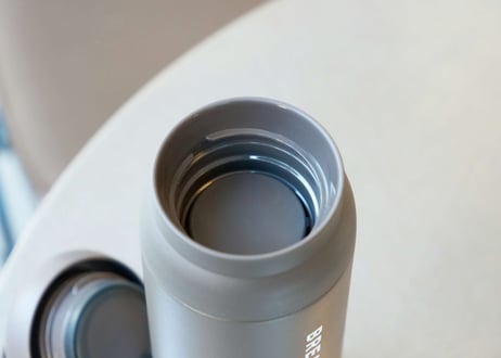 ［KINTO］DAY OFF TUMBLER（ダークグレー/ホワイト）