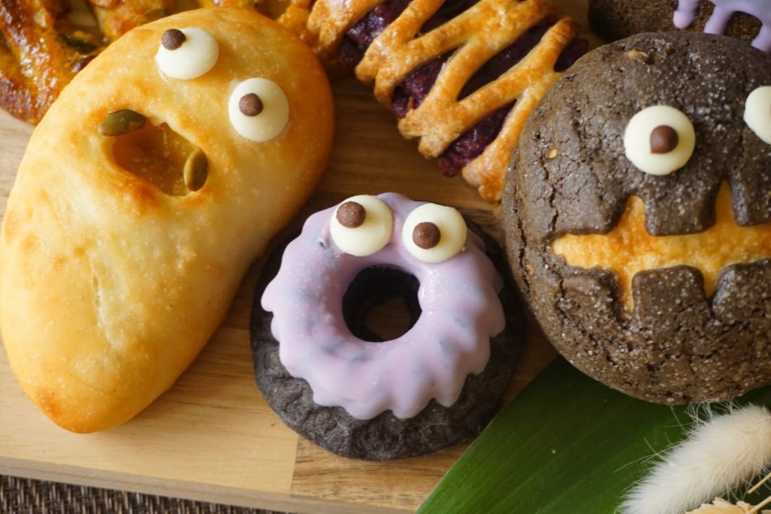 ハロウィンドーナツ ハロウィンドーナツ16個入りBOX（送料込み） | SIUNAUS SWEETS STORE