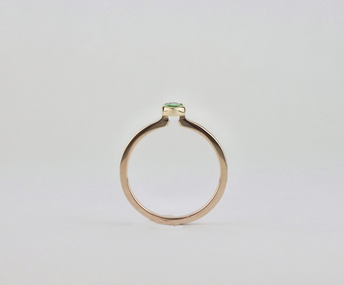 グリーンガーネットリング | Volume Jewel Studio