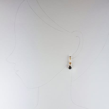 K18スモーキークオーツ サファイアピアス