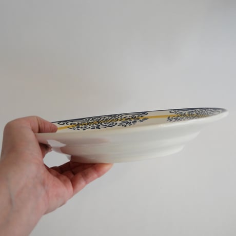 プレート（Ｌ）／小鳥とカーネーション　24.5ｃｍ