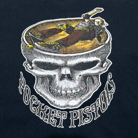 Pocket Pistols Tシャツ