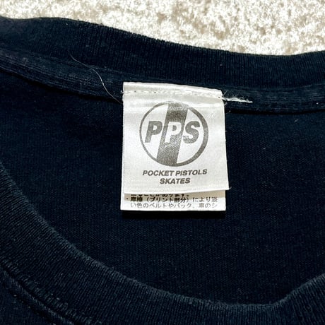 Pocket Pistols Tシャツ