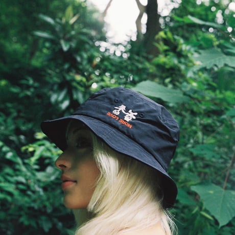 BUCKET HAT