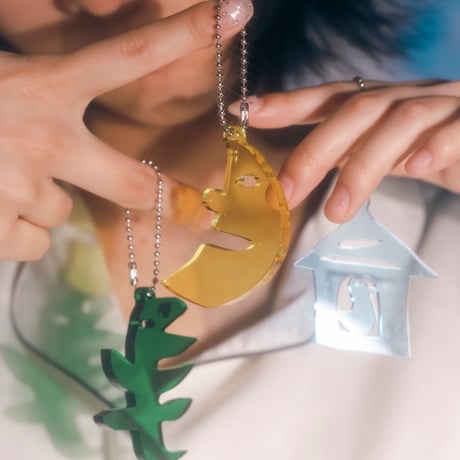 ACRYLIC KEY RING (Random)