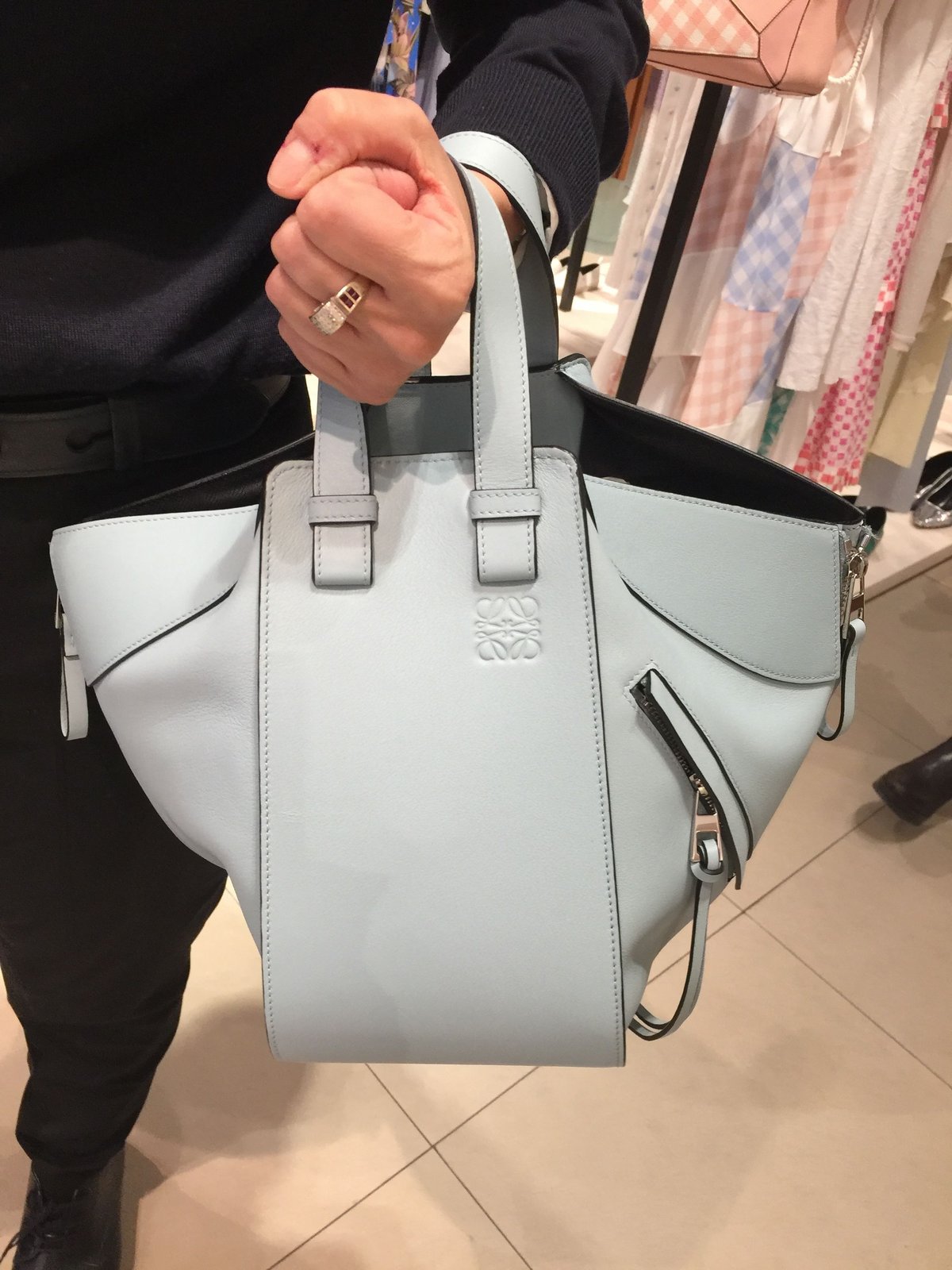 最終値下げ　ロエベ　ハンモック ロエベ LOEWE ハンモック ドローストリングミニ グレー カーフ