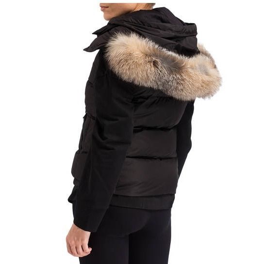 ブーサンモンクレール♡ファー♡ダウンベスト♡ 新作☆MONCLER(モンクレール) ☆ ダウンベスト ファーフード付