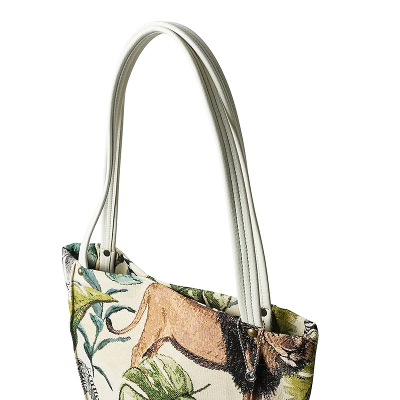 サブでもメインでも！きちんと感のあるA4トートバッグ サファリ柄