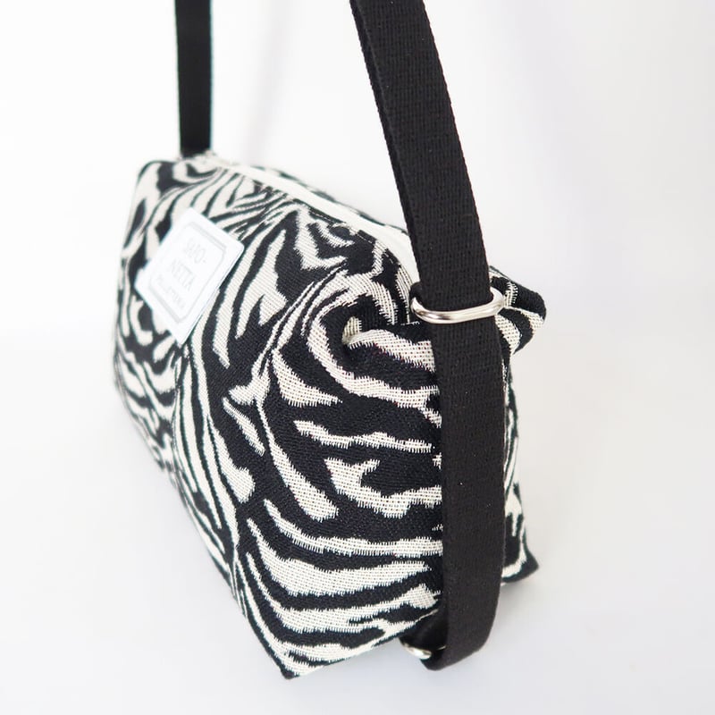 アクリルテープポシェット スペイン ゴブラン生地 ゼブラ柄 | バッグ