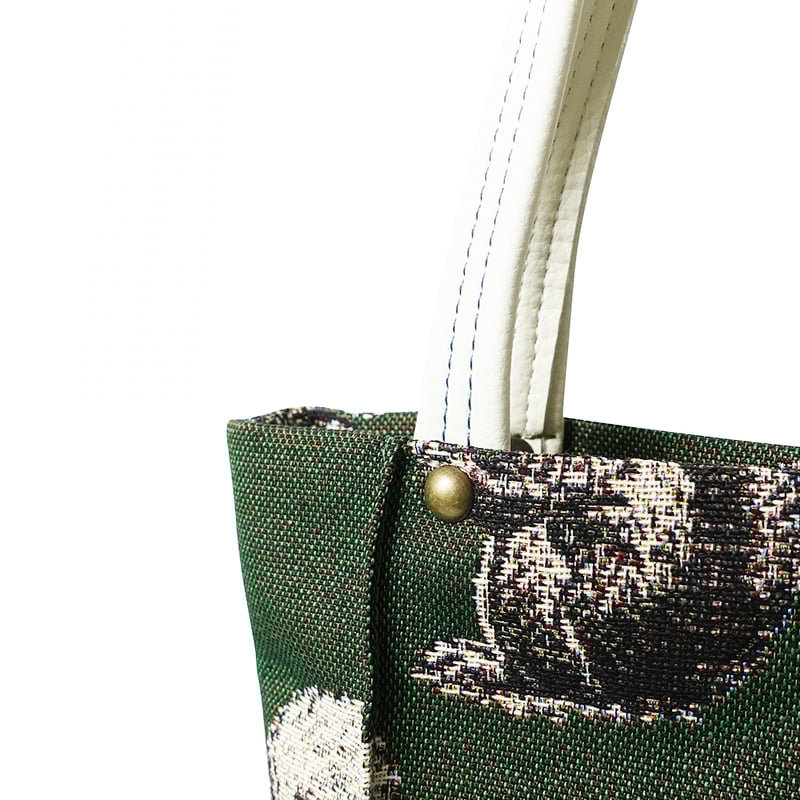 サブでもメインでも！きちんと感のあるA4トートバッグ リス柄 | バッグ