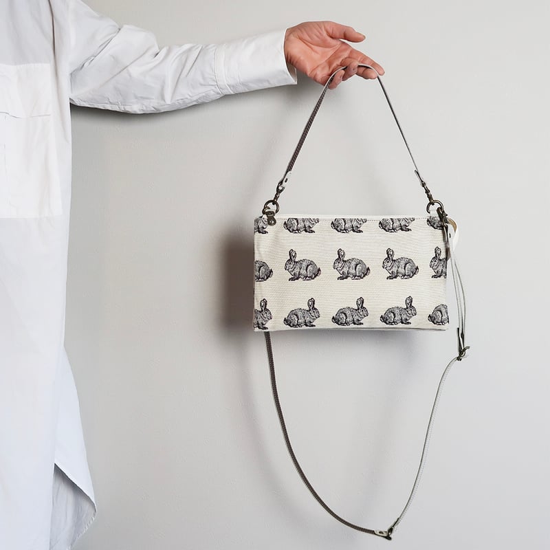 フラットポーチ♥ペタンコトートバック♥ウサギ柄♥オーダー受け付け専用ページ♥ ペコちゃん ペコとターチャン ファスナー付A4トートバッグ (ライトピンク)