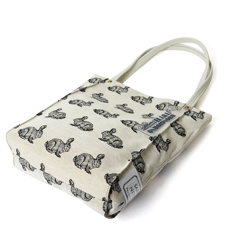 サブでもメインでも！きちんと感のあるA4トートバッグ ウサギ柄