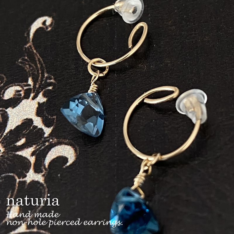 【天然石＊ロンドンブルートパーズ×淡水パール・ピアス 】No.136 天然石＊ロンドンブルートパーズ×淡水パール・ピアス 】No.136