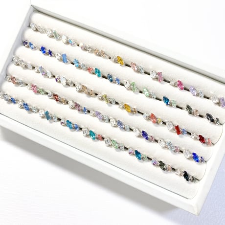 coffret/イヤーカフ(✣シルバーカラー金具)