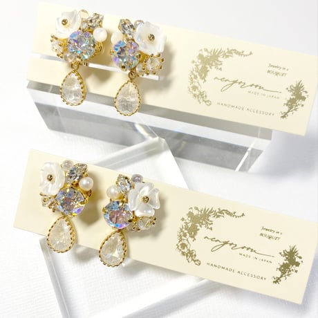 Drop clover Bijoux/ピアス イヤリング (✣オーロラクリア)