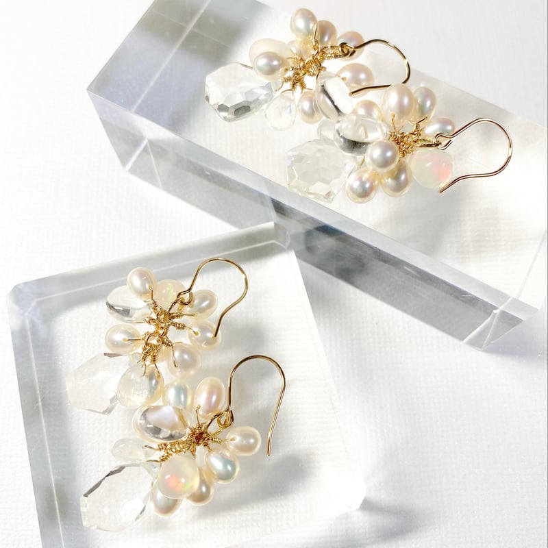 14kgfピジョットカラーオパールピアス/イヤリング 14kgfピジョットカラーオパールピアス/イヤリング