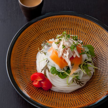 【送料無料】白米と玄米のおこめん　各2個セット
