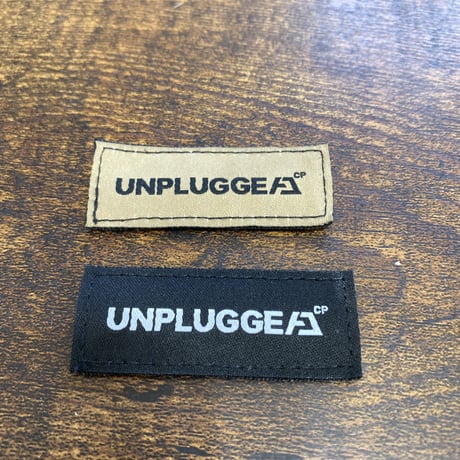 ベルクロワッペン フルスペルロゴ タイプ PT.1 ブラック 1種 1枚 UNPLUGGED CP アンプラグドキャンプ 自社 メール便