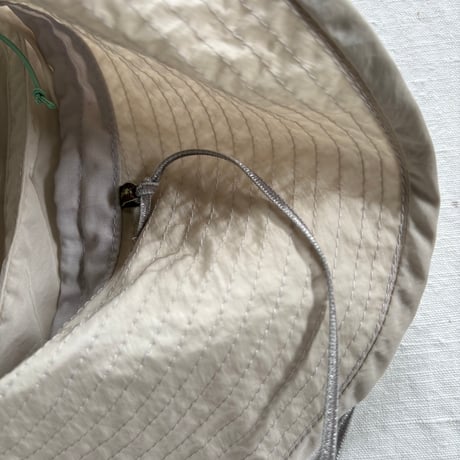 hat (Hana) / chisaki