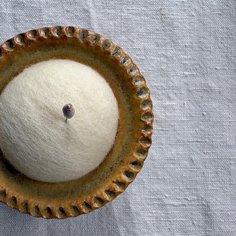 pincushion(S) / Shimizu Yuriko