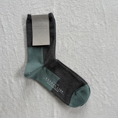 cotton socks( CHARCOAL / OLD BLUE)/ KARMAN LINE